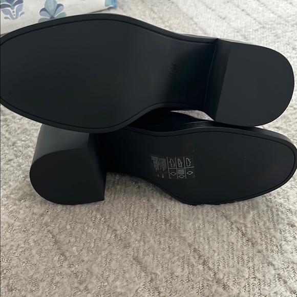 H&M Heeled Chelsea Boots - Picture 10 of 13